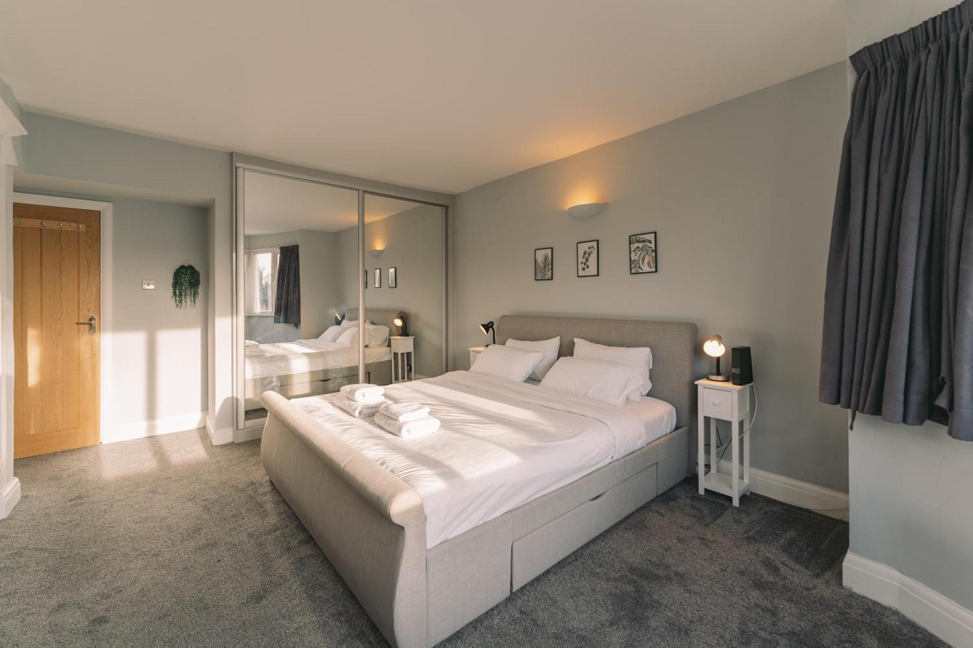 Apartamento Modern Flat By The Underground. Londres Exterior foto